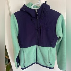 Ladies North Face Fleece Jacket, size XS